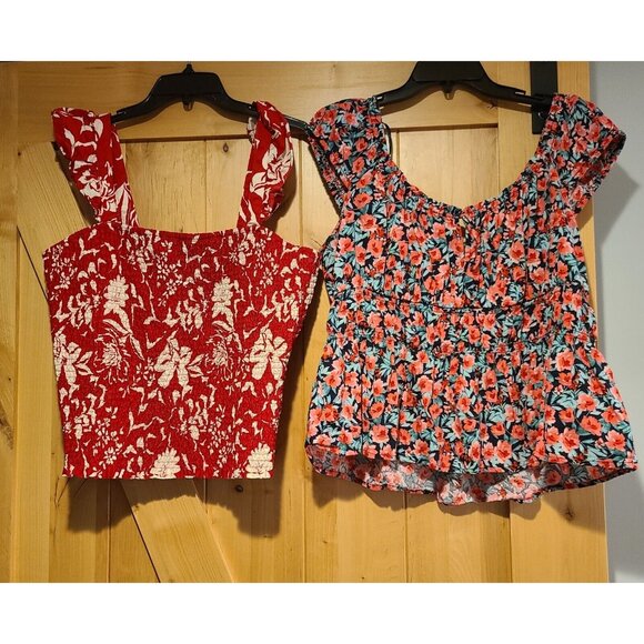 Lot of 2 Old Navy Size XL Red Floral Smocked Tank Ruffle Flowy Boho - Picture 1 of 15
